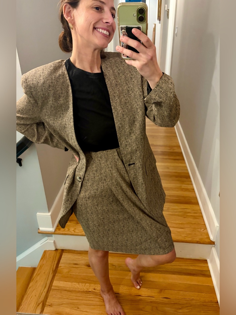 Vintage Jones New York Tweed 2 Piece Skirt Suit Set Size 4 Quiet Luxury